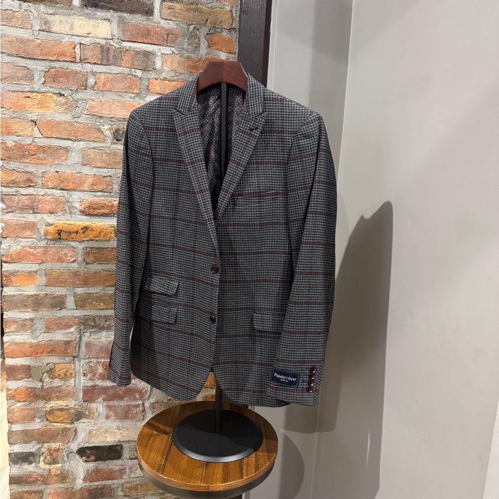 Paisley & Gray Men's Charcoal Checkered Suit